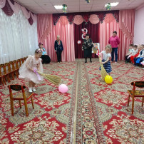 Праздничное мероприятия 8 марта Праздничное мероприятия 8 марта.